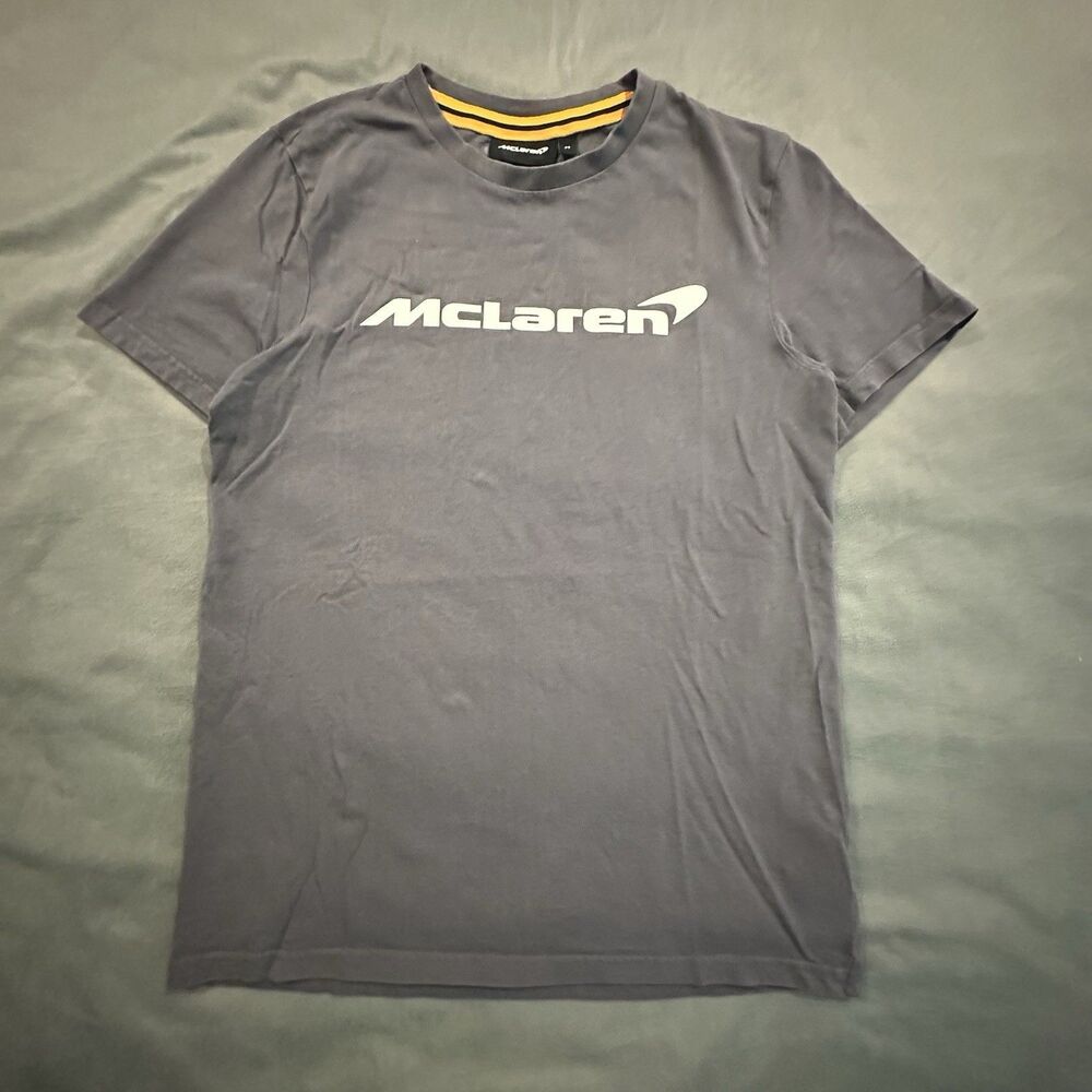McLaren F1 Team Shirt Mens M Logo Spellout Performance Racing Tee Puff Print